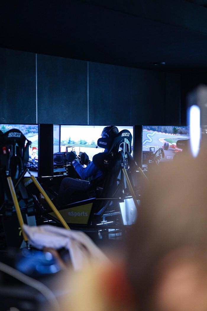 Bilder SimRacing Lounge & Bar Zürich Opfikon - Nürburgring eSports