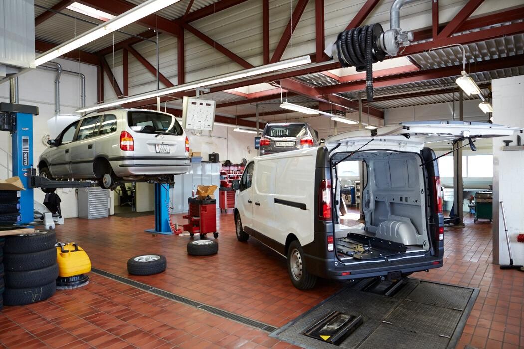 Bilder Ring Garage AG Suhr I Offizieller Opel und Suzuki Händler