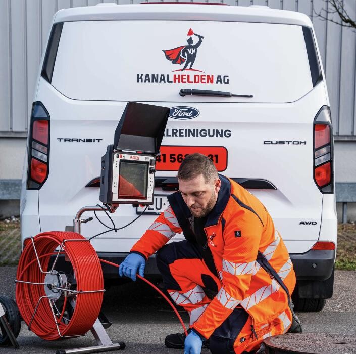 Bilder Rohrreinigung Bern - Kanalhelden AG
