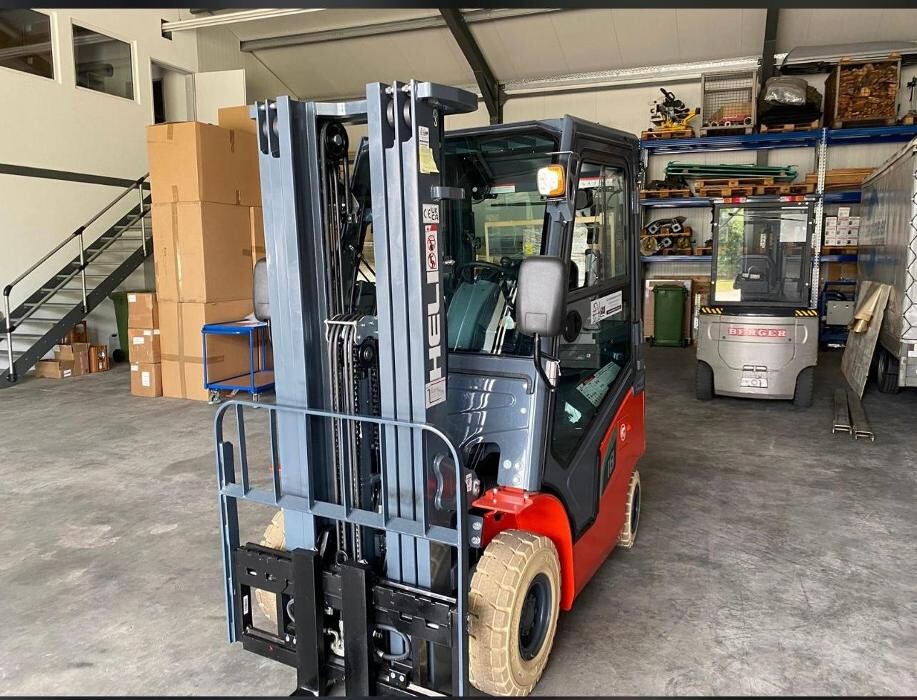 Bilder GSZ - GABELSTAPLER ZENTRUM Schweiz GmbH