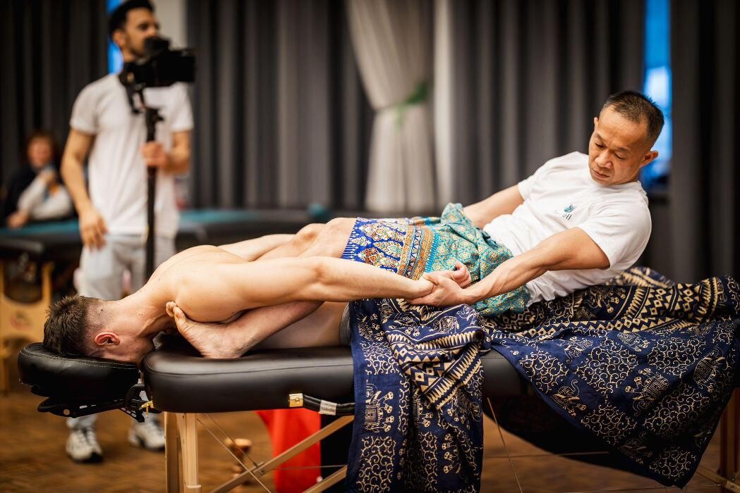 Bilder healwell Massage Zurich Sihlcity | Krankenkasse Anerkannt | Transformation Therapy Method