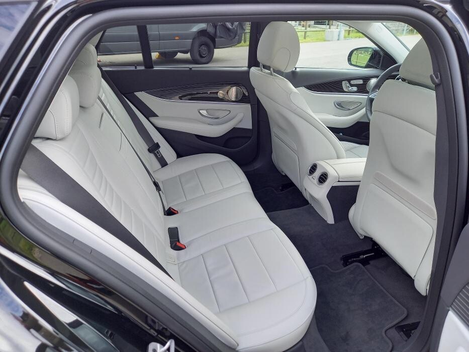 Bilder Atlas Limousine & Taxi Gstaad