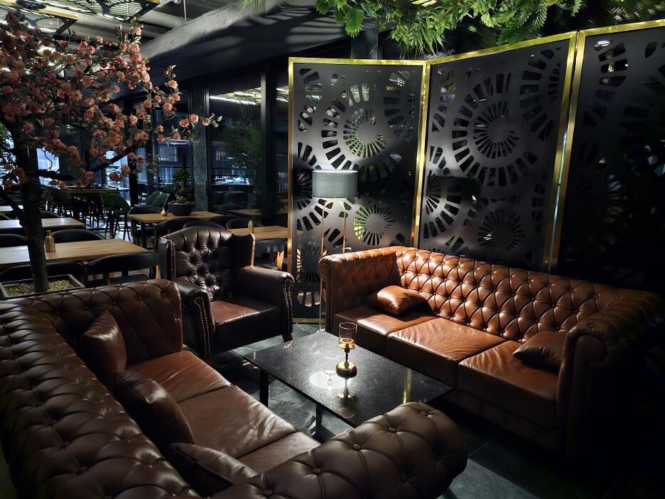 Bilder Fantasia Grill & Lounge