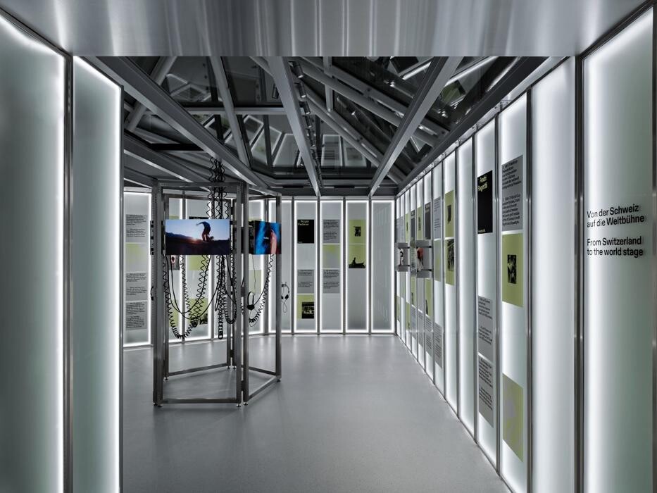 Bilder On Flagship Store Zurich Limmatquai