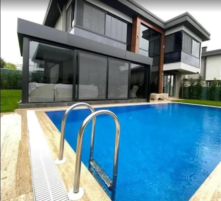 Bilder B2A Sanierungen & Renovationen GmbH | Maler-, Gipser- & Isolationsarbeiten | Gartenarbeiten | Wintergarten & mehr