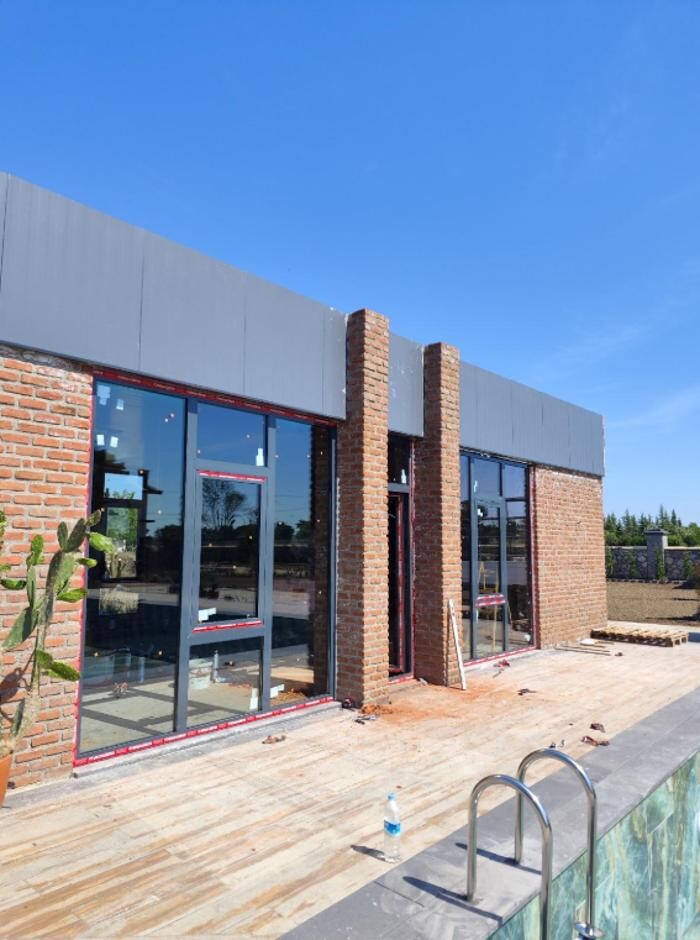 Bilder B2A Sanierungen & Renovationen GmbH | Maler-, Gipser- & Isolationsarbeiten | Gartenarbeiten | Wintergarten & mehr