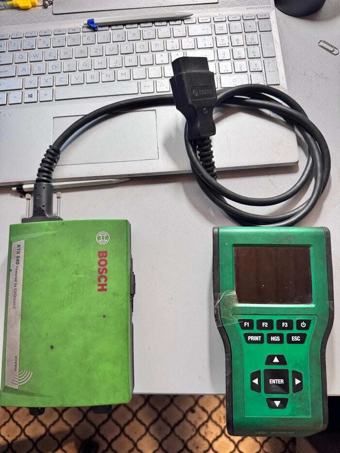 Bilder Garage Auto-Service