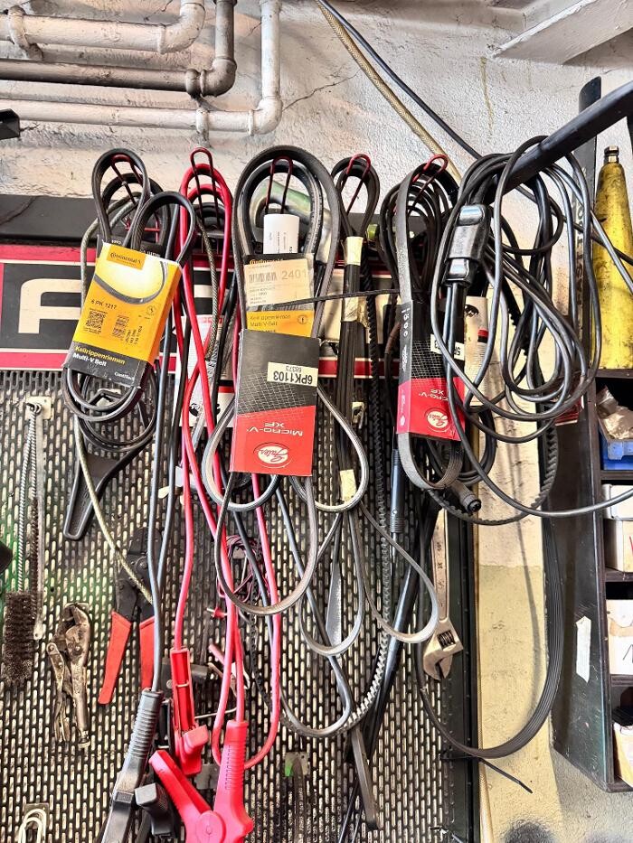 Bilder Garage Auto-Service