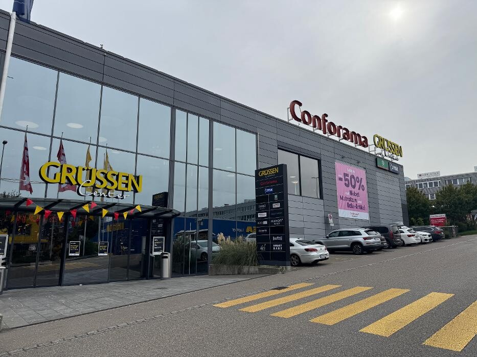 Bilder Manor Outlet Pratteln