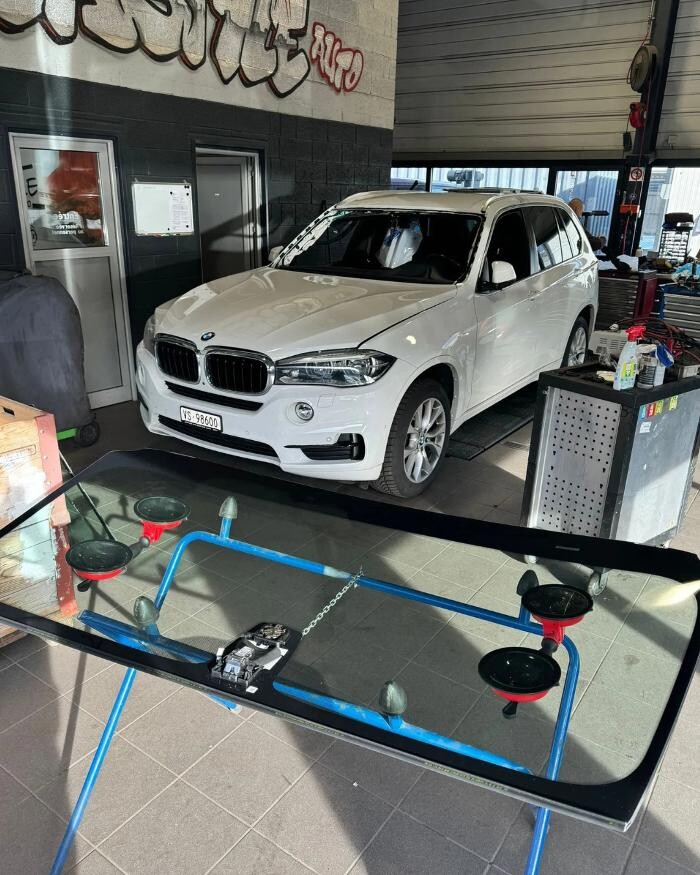 Bilder Garage Universtyle Auto Zuka