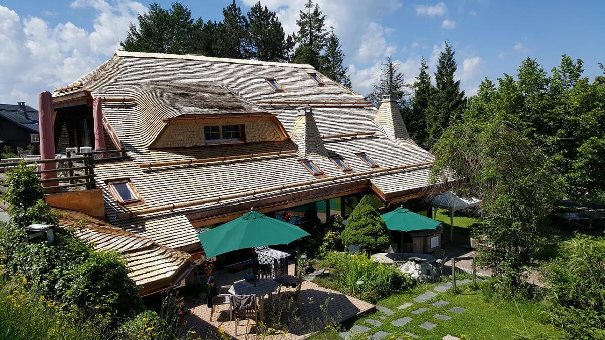 Bilder Despond Entreprises Sàrl Ferblanterie, couverture, Tavillons