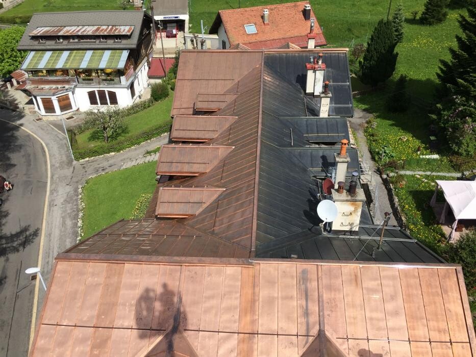 Bilder Despond Entreprises Sàrl Ferblanterie, couverture, Tavillons