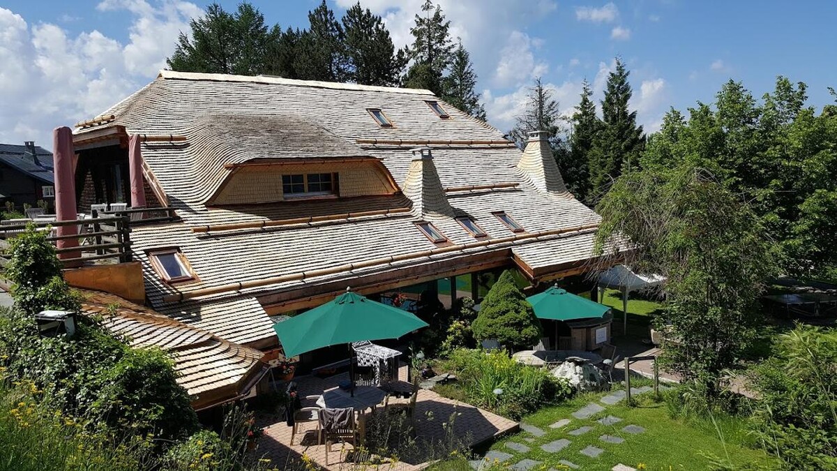 Bilder Despond Entreprises Sàrl Ferblanterie, couverture, Tavillons