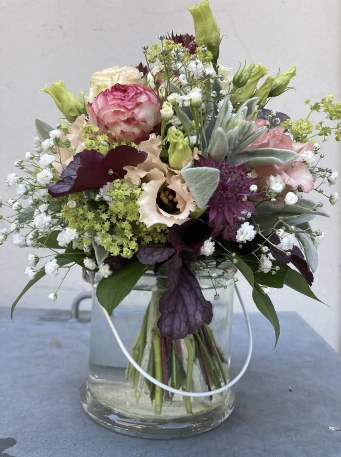 Bilder Casa Flora AG