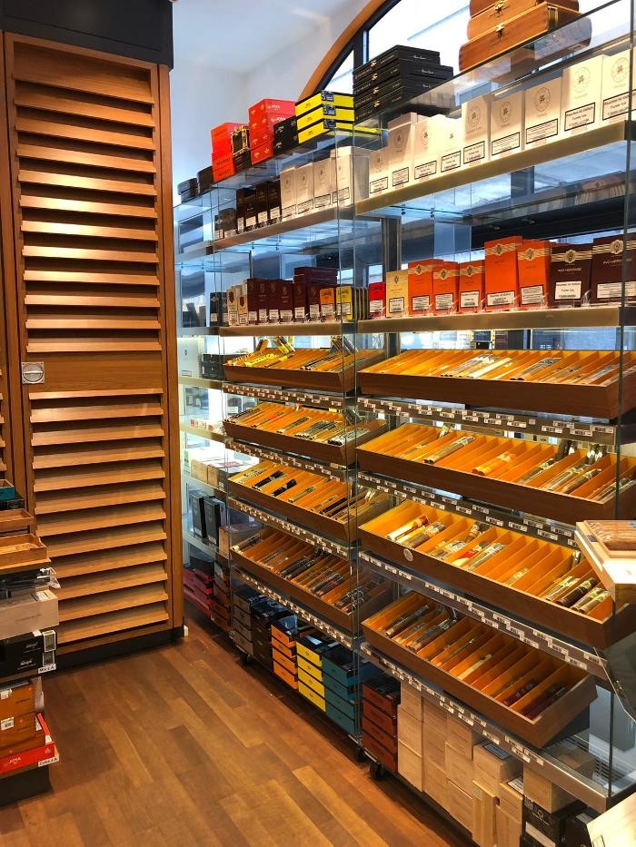 Bilder Davidoff of Geneva since 1911