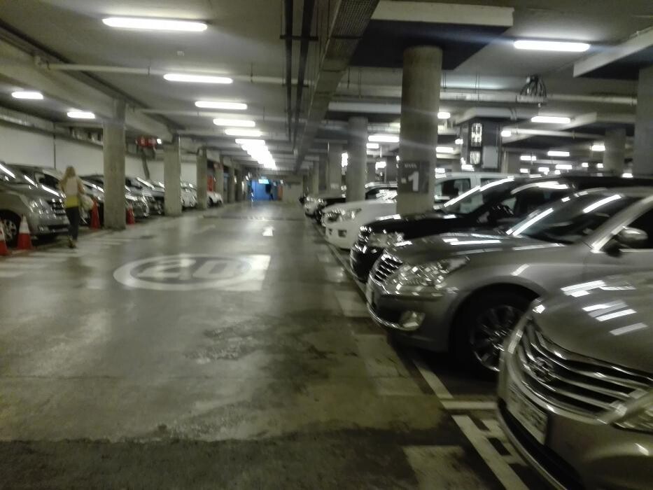 Images Estacionamiento Saba Pl. de la Ciudadanía