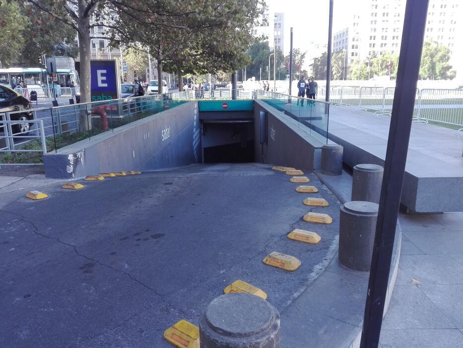 Images Estacionamiento Saba Pl. de la Ciudadanía