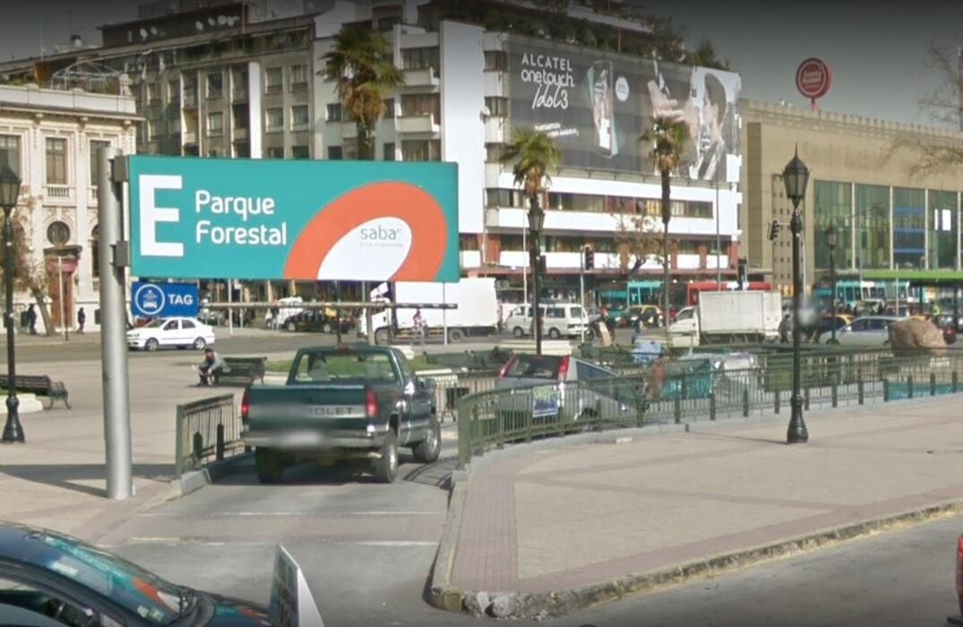 Images Estacionamiento Saba Parque Forestal