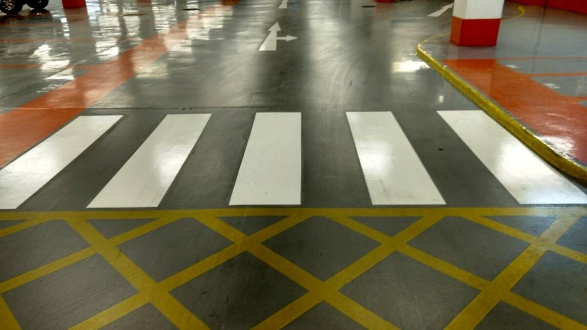 Images Estacionamiento Saba Santa Rosa