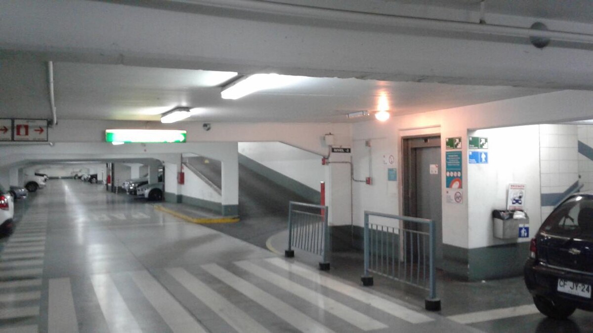 Images Estacionamiento Saba Paseo Bulnes