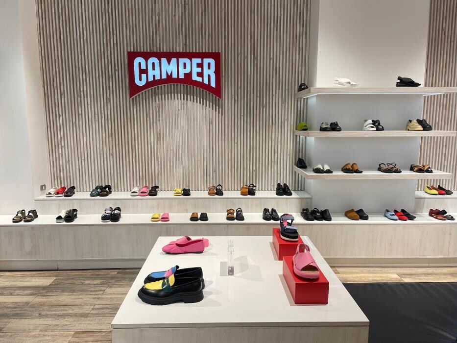 Images Camper Parque Arauco Santiago De Chile