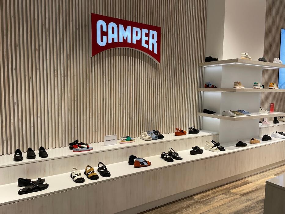 Images Camper Parque Arauco Santiago De Chile