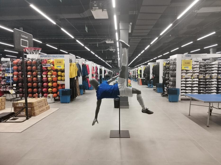 Images Decathlon Plaza Vespucio