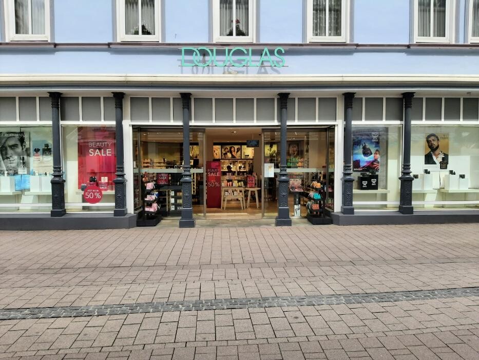 Bilder Douglas Cuxhaven