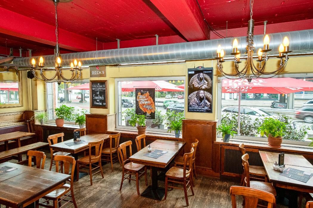 Bilder Schweinske Restaurant in Hamburg Barmbek - Schnitzel, Burger & Frühstück