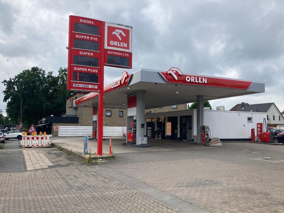 Bilder ORLEN Tankstelle
