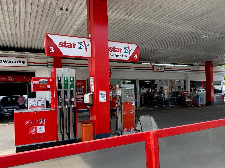 Bilder star Tankstelle