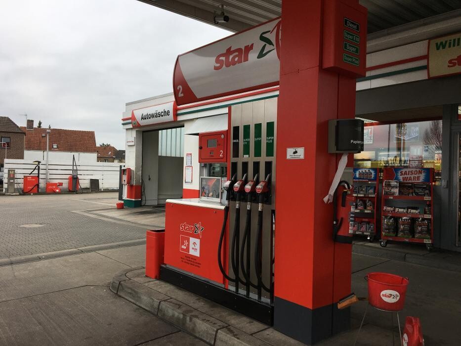 Bilder star Tankstelle