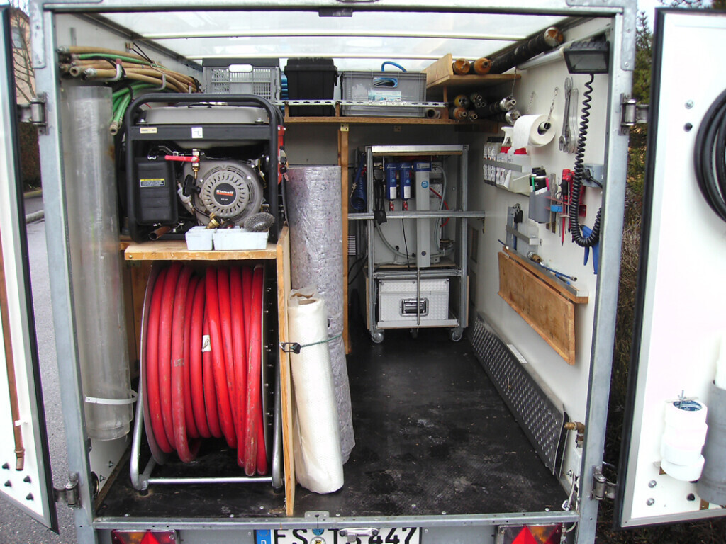 Bilder TS-Rohrreingung Preiswert flexibel zuverlässig