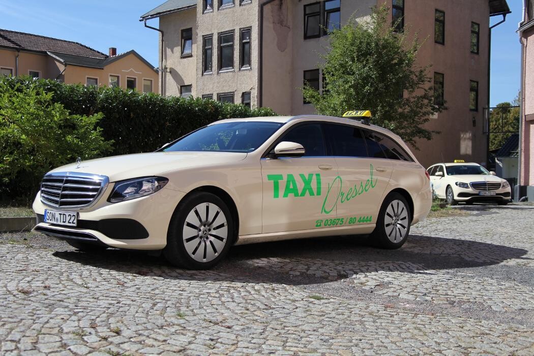 Bilder Taxi Dressel ein Unternehmen der SNC Taxi GmbH