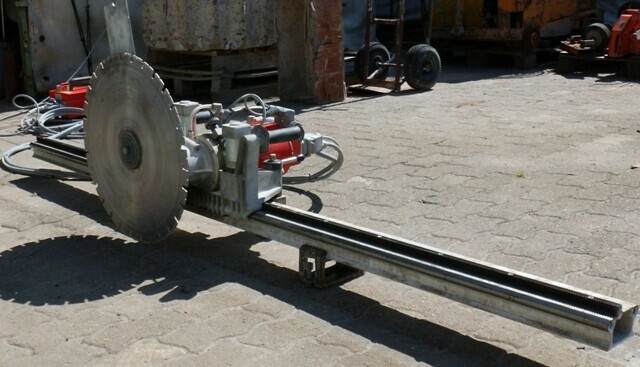 Bilder Johann Frenka u. Söhne GmbH  Bagger-Fuhrbetrieb