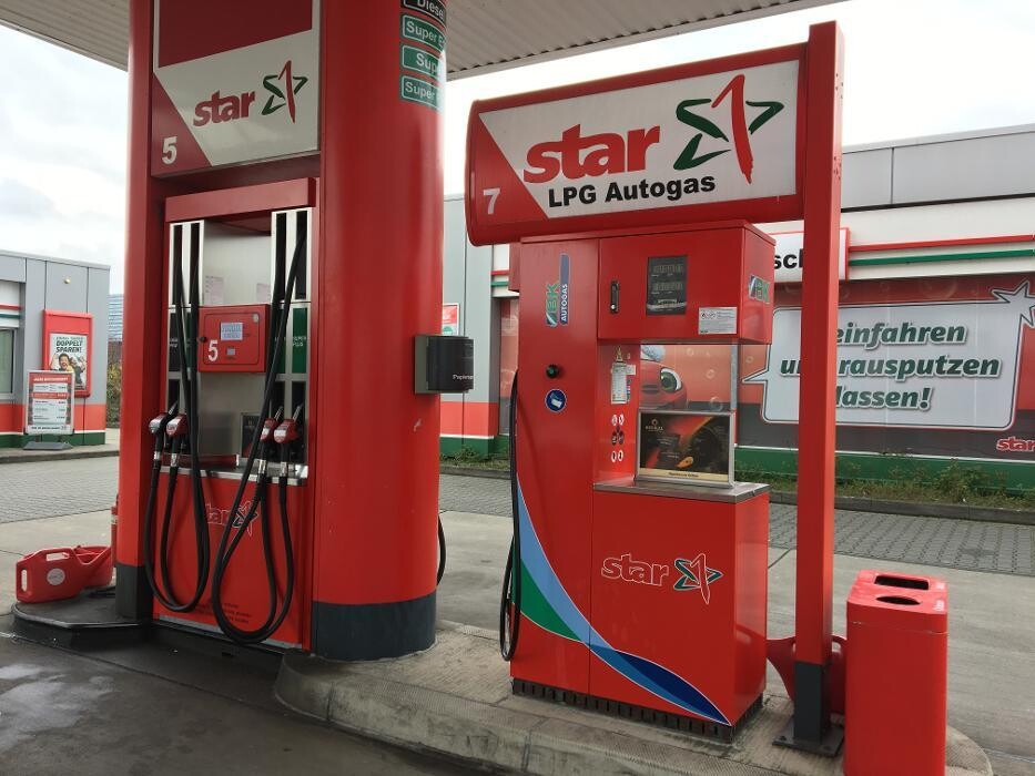 Bilder star Tankstelle