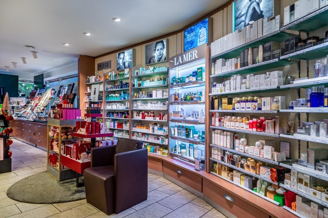 Bilder Douglas Gräfelfing