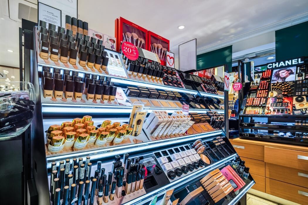 Bilder Douglas Gräfelfing