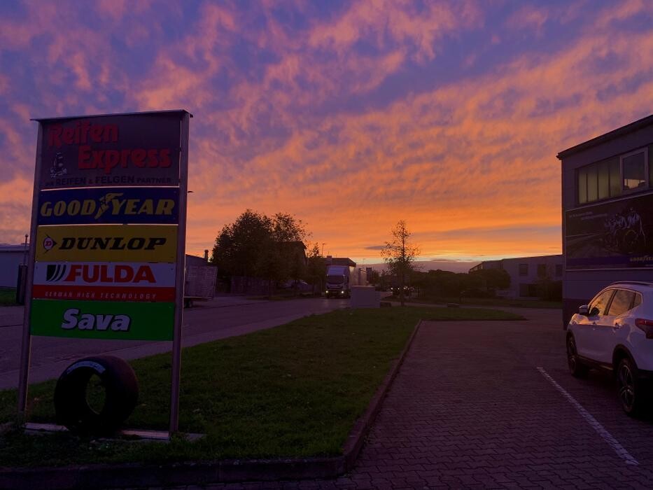 Bilder Reifen Express Inh. Michael Klein