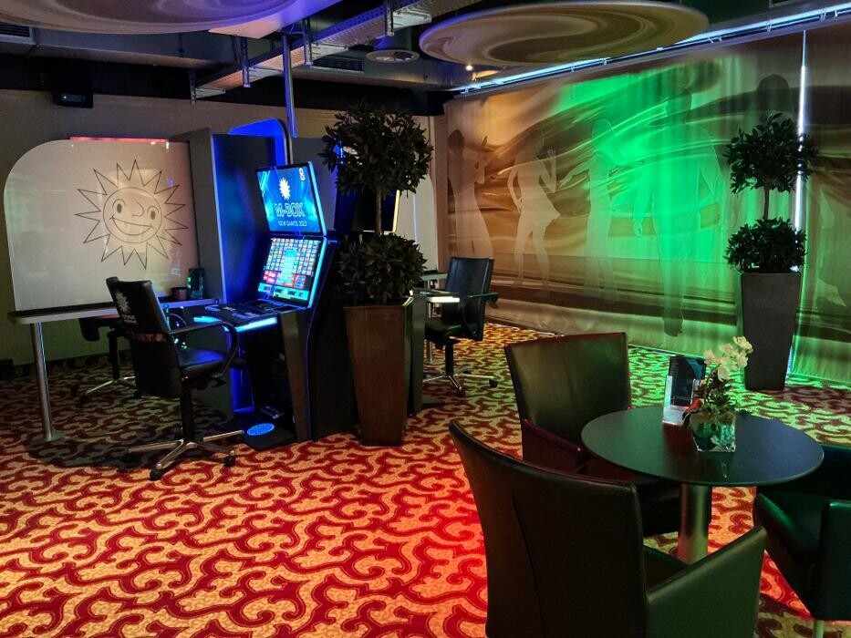 Bilder MERKUR SPIELHALLE Rahden