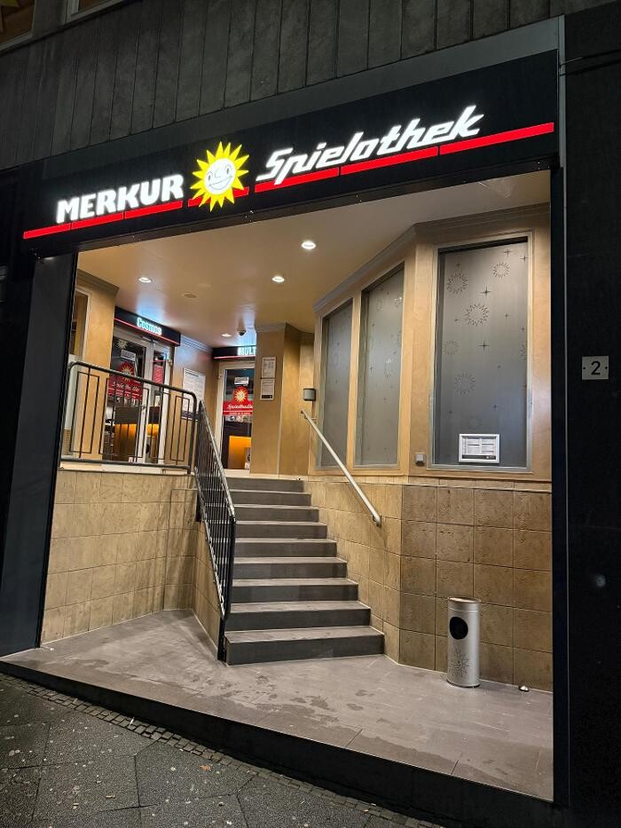 Bilder MERKUR SPIELHALLE Wuppertal