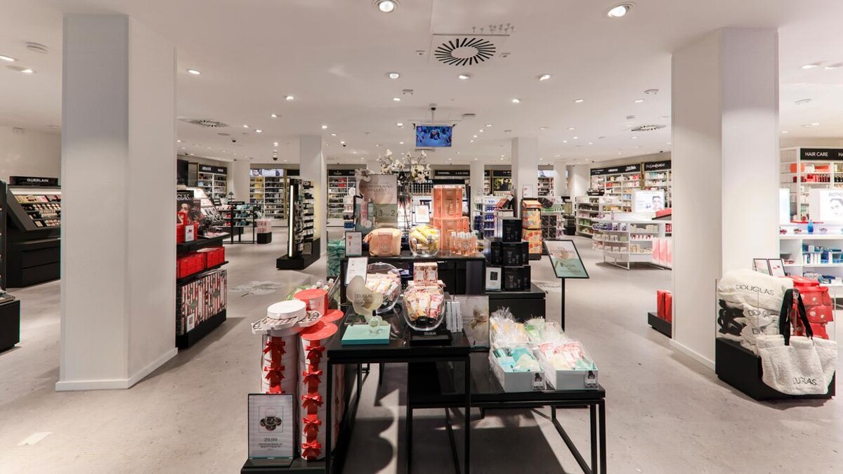 Bilder Douglas Hildesheim Hoher Weg