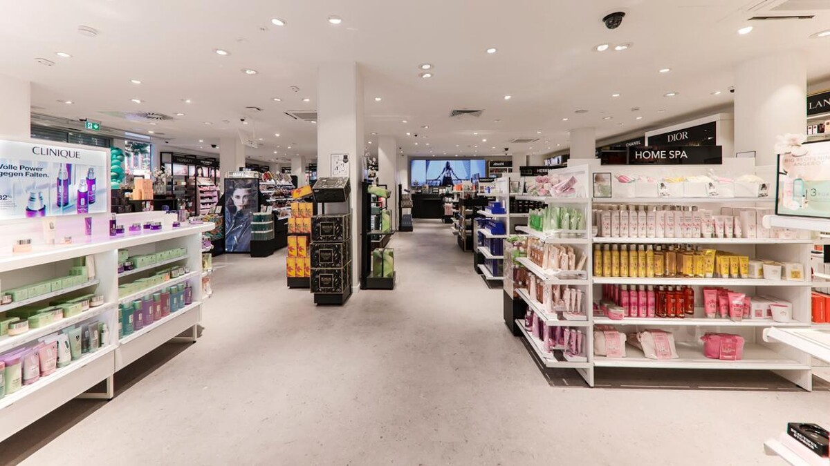 Bilder Douglas Hildesheim Hoher Weg