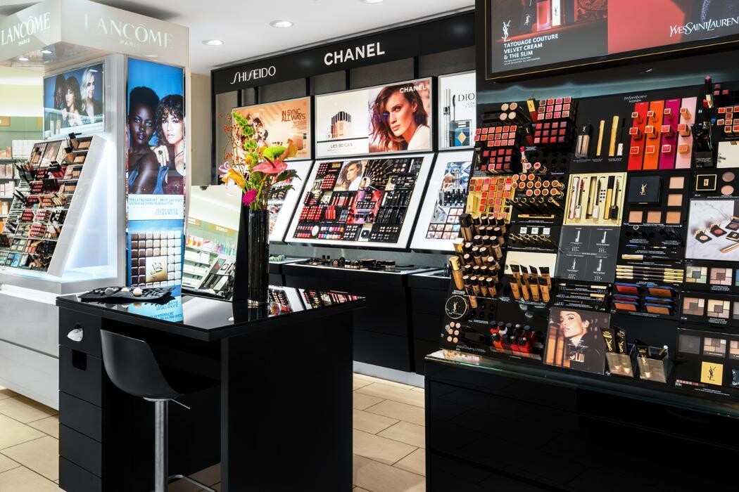 Bilder Douglas Göttingen Weender Straße