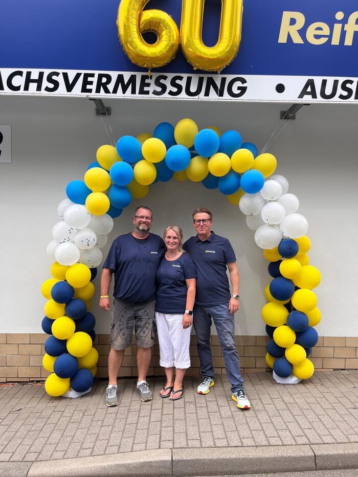 Bilder Premio Reifen + Autoservice Reifen Puchta