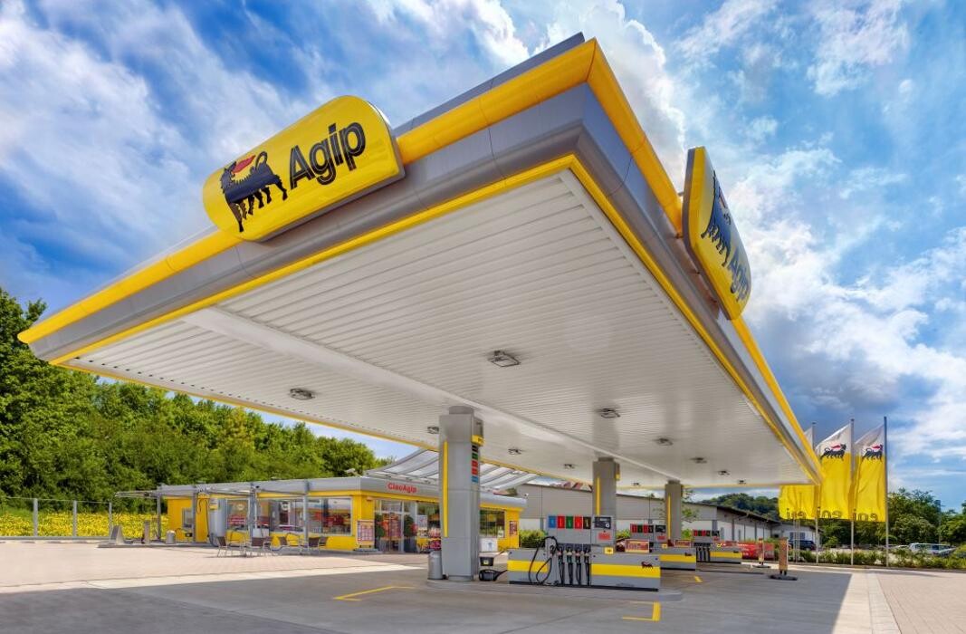 Bilder Agip Service Station