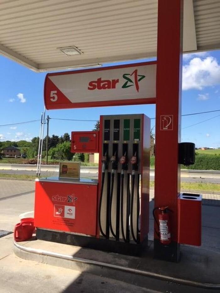 Bilder star Tankstelle