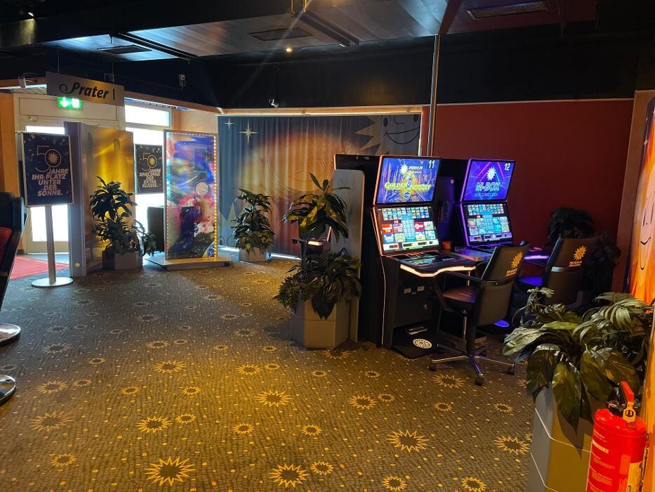 Bilder MERKUR SPIELHALLE Wiesbaden