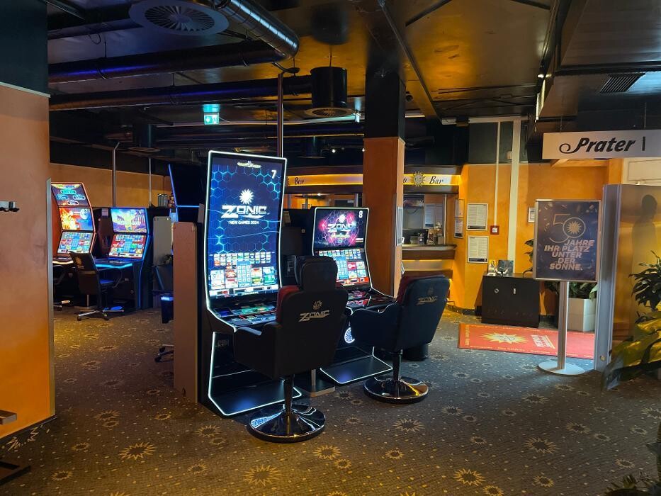 Bilder MERKUR SPIELHALLE Wiesbaden