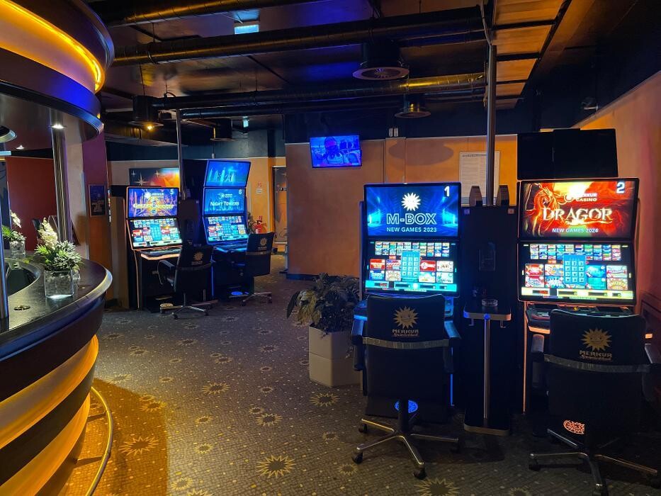 Bilder MERKUR SPIELHALLE Wiesbaden